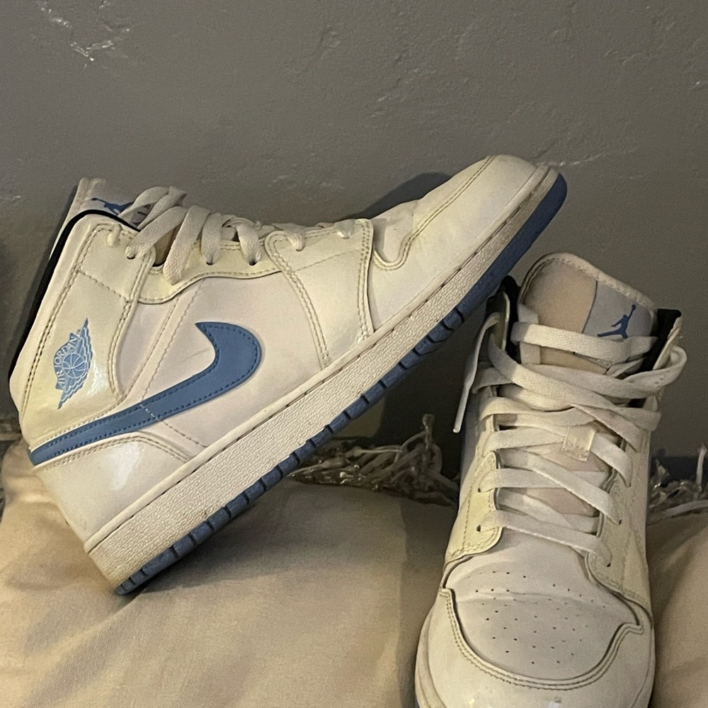 Nike Jordan in color Blue and White, size 7